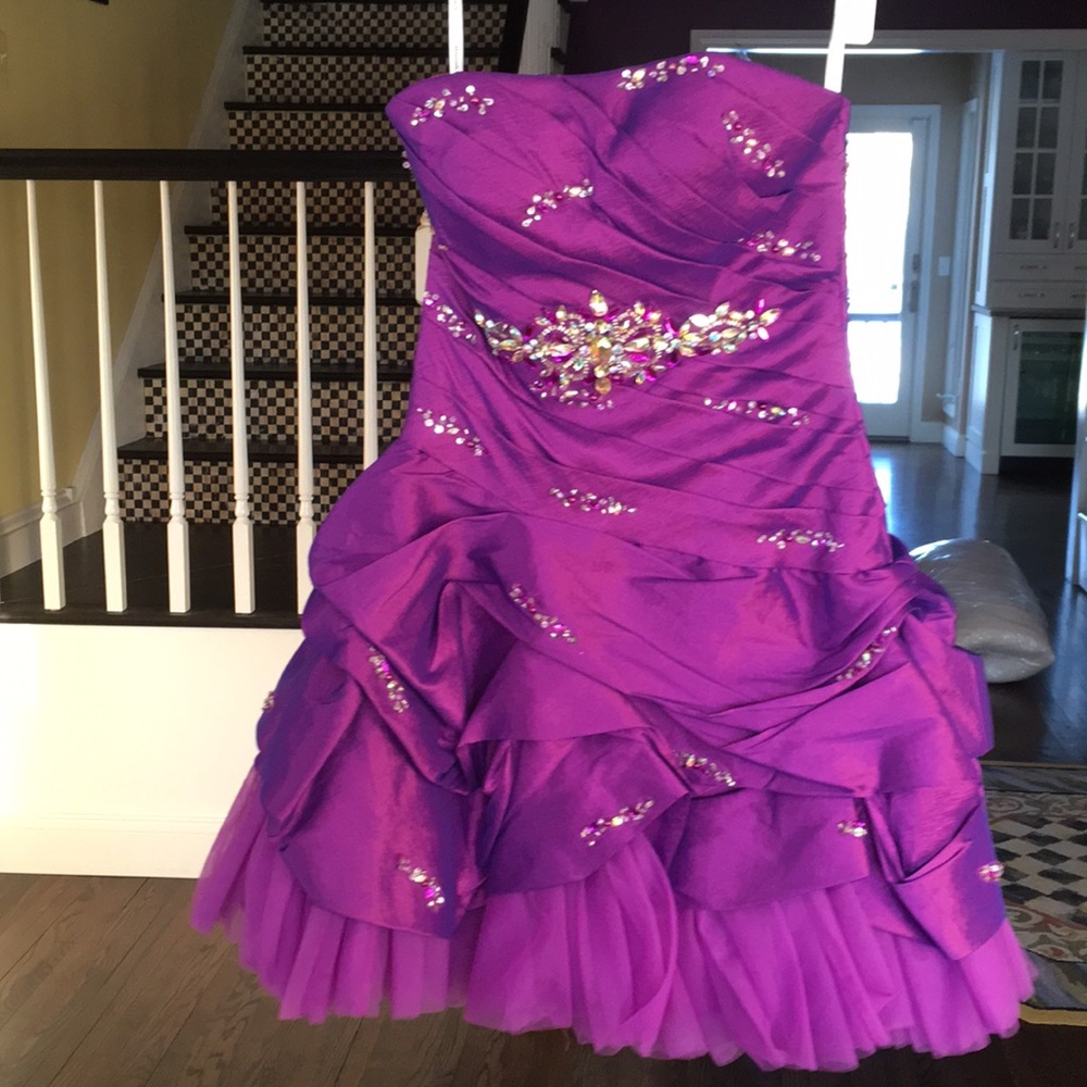Short prom party formal dress purple sequin siz 6